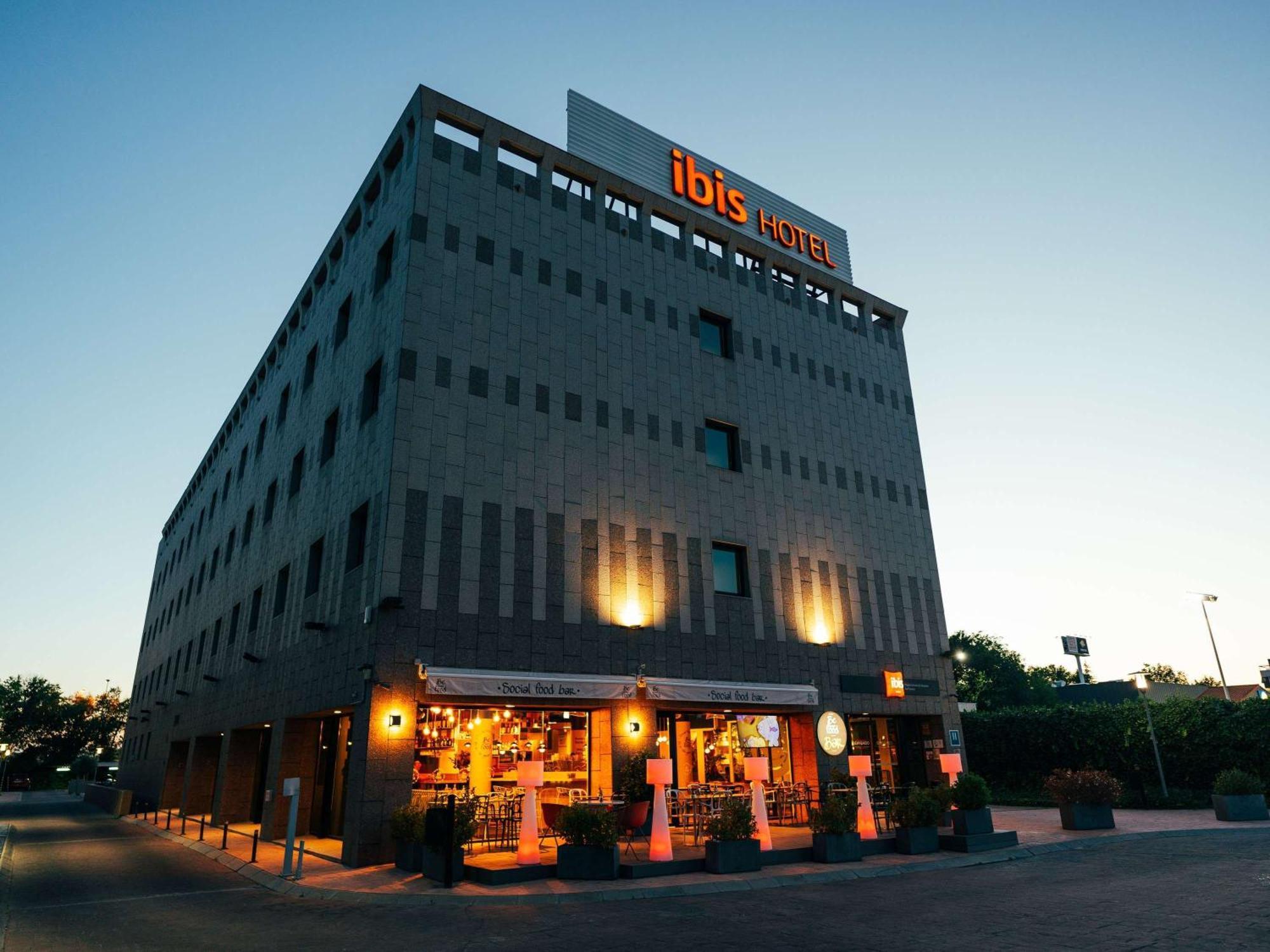 Hotel Ibis Alcala de Henares La Garena Exterior foto